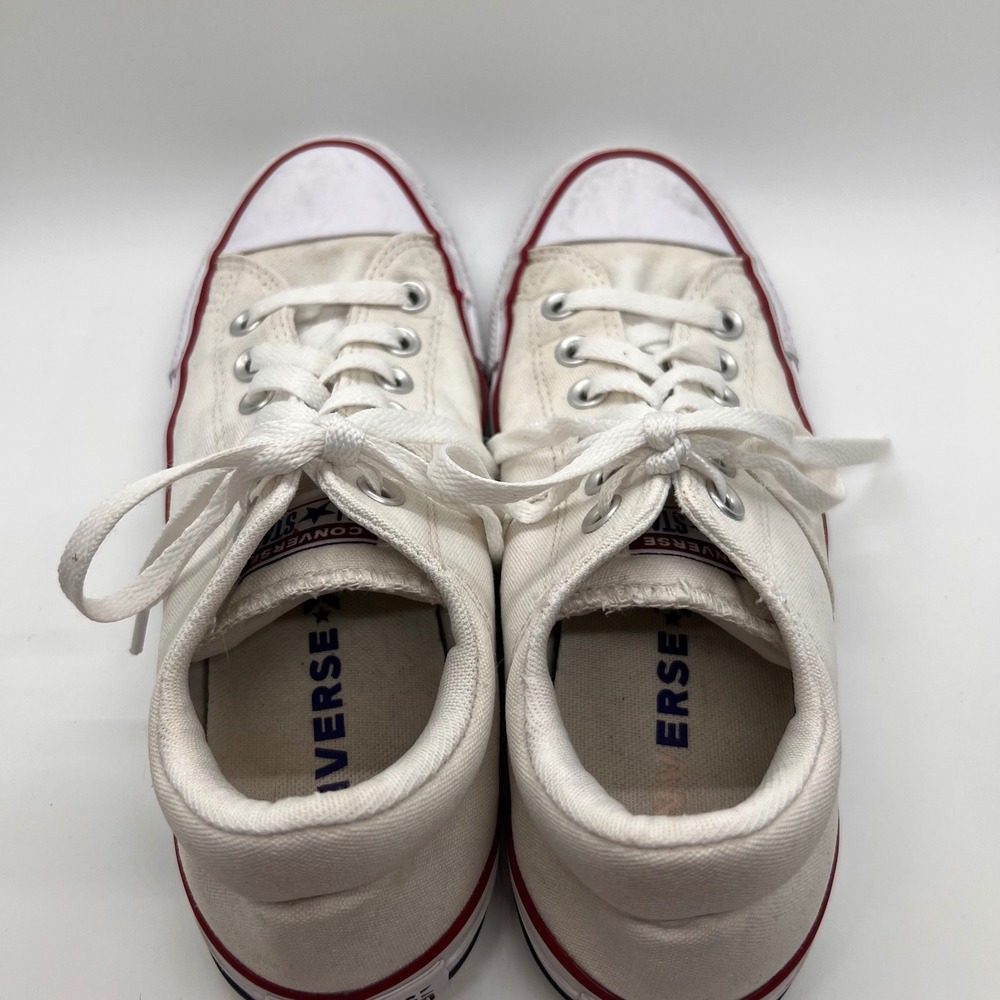 Converse Womesn White Low Top Chuck Taylor All Star | Size 8 - Picture 7 of 9